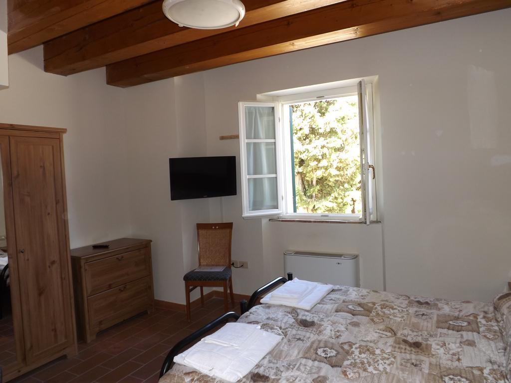 Tenuta Villa Colle Sereno Montemarciano Exteriér fotografie