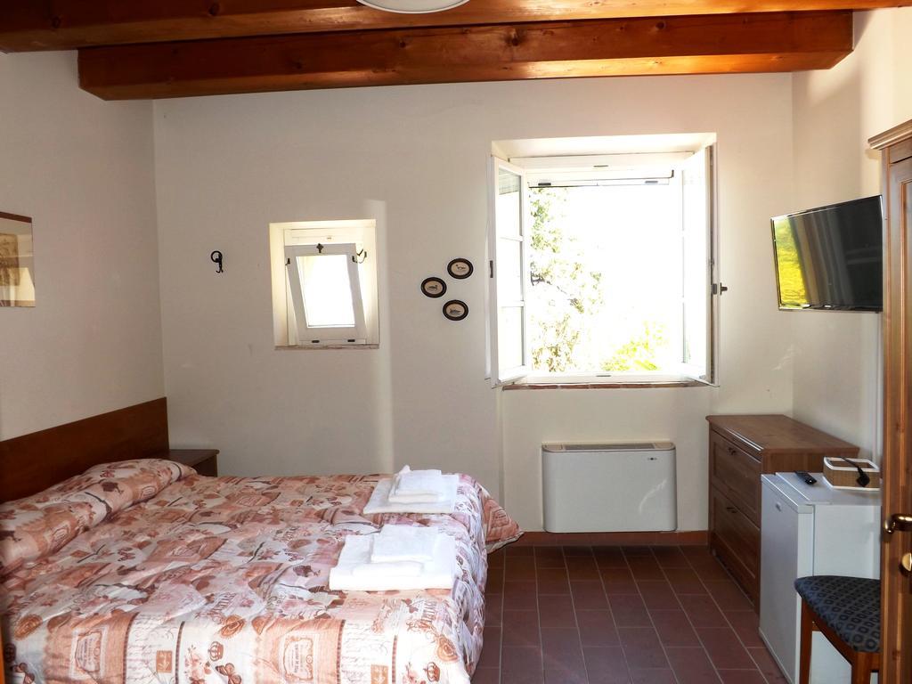 Tenuta Villa Colle Sereno Montemarciano Exteriér fotografie