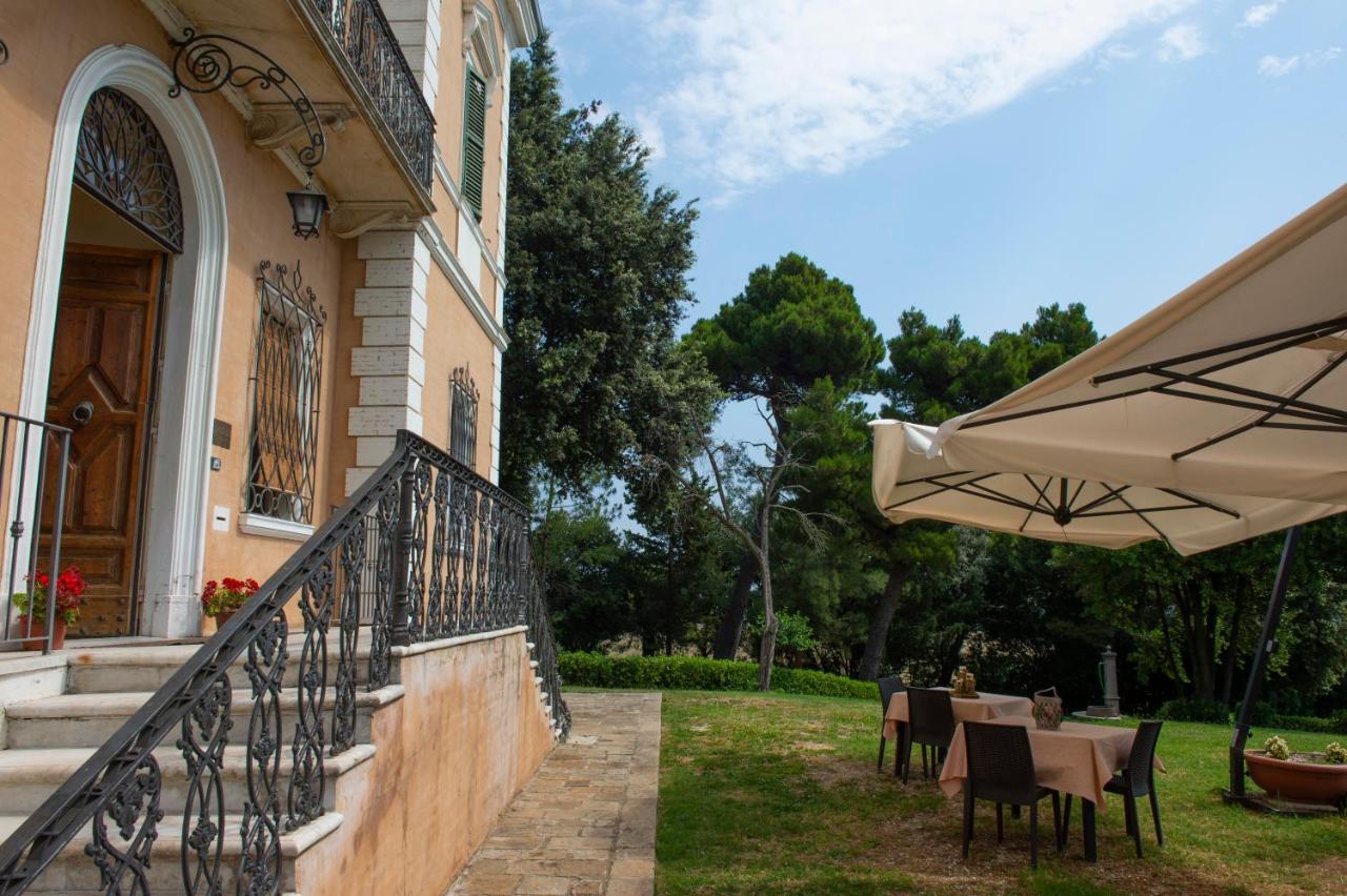 Tenuta Villa Colle Sereno Montemarciano Exteriér fotografie